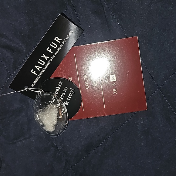 Mila&Tiff Women Thick Quilted Short Cropped Puffer Jacket Size M - Picture 13 of 14